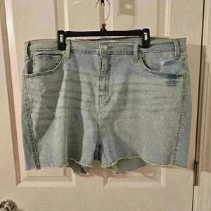 Levi Signature NWT Heritage High Rise Shorts Plus Size 26